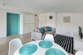 Veranda by Grand Apartments