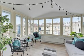 Veranda by Grand Apartments