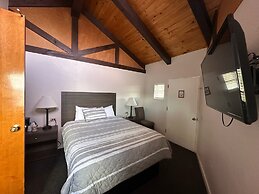 Lee Vining Motel