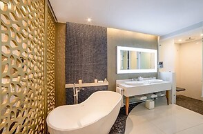 2BR Oceanview Suite Garza Blanca