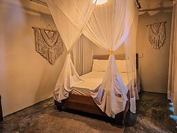 Downwind Kite Villas