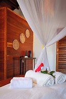 Downwind Kite Villas