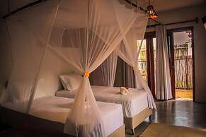 Downwind Kite Villas