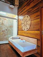 Downwind Kite Villas