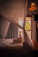 Downwind Kite Villas