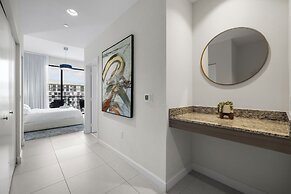 Spacious 2-Bedroom Condo at Doral Park