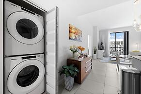 Spacious 2-Bedroom Condo at Doral Park