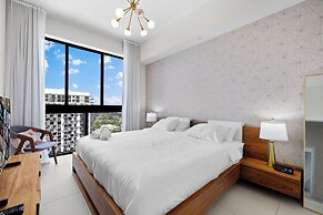 Spacious 2-Bedroom Condo at Doral Park