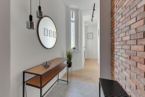 Forma by Grand Apartments