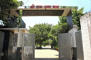 SHRI RAM KRISHNA BAGH HOTEL