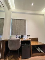Hotel Parth Residency