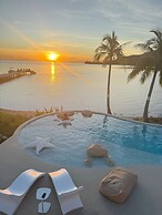 Apatoa Beach and Garden Village