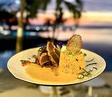 Apatoa Beach and Garden Village