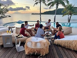 Apatoa Beach and Garden Village