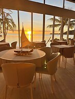 Apatoa Beach and Garden Village