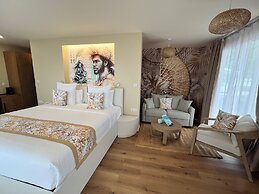 Apatoa Beach and Garden Village