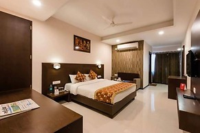 Goroomgo Park Palace Ujjain