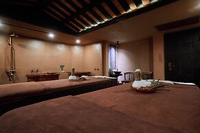 Kecho Legacy Hotel & Spa