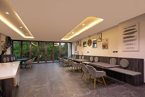 Elite Atoll Serviced Apartments