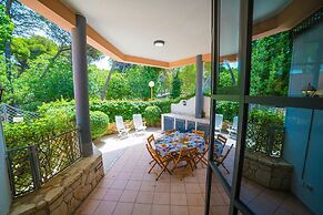 Casa dei Pini at 120mt From The Beach