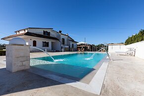 Tenuta San Cassiano With Garden And Pool