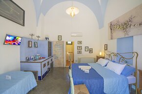 Masseria Le Palmentelle Pool And Garden
