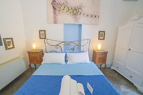 Masseria Le Palmentelle Pool And Garden