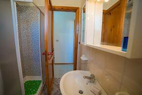 Villetta Fresca With Garden Near The Sea