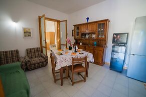 Villetta Fresca With Garden Near The Sea