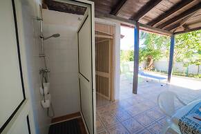 Villetta Fresca With Garden Near The Sea