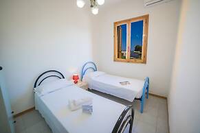 Villetta Fresca With Garden Near The Sea