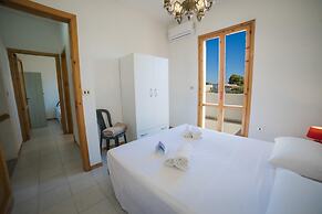 Villetta Fresca With Garden Near The Sea