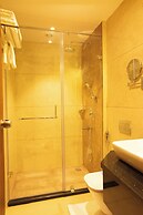 Golden Fortune Inn Hotel