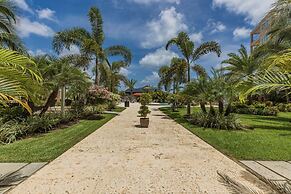 Eagle Beach Resort Ground Level 3br3ba Pool Levent