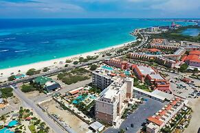 Eagle Beach Resort Ground Level 3br3ba Pool Levent