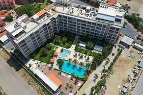 Eagle Beach Resort Ground Level 3br3ba Pool Levent