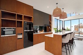 Aquamarine Villas III