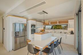 Luxury Villa Zakkallin - With Amazing View