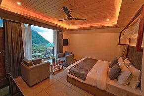 NAZAARA - A Luxe Retreat