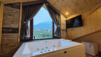 NAZAARA - A Luxe Retreat