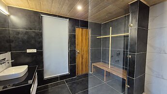 NAZAARA - A Luxe Retreat