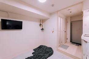 Minimalist Loft 1001