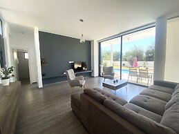 Ayia Napa Nissi Pearl Villas