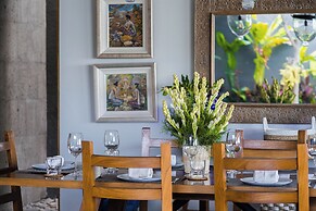 Santos Cliff View by Nakula