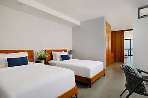 Santos Cliff View by Nakula