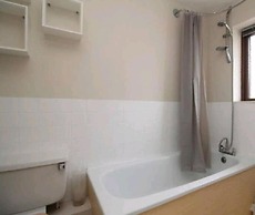 Garden-parking-3 Guests-wifi-20minsgatwick