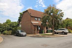 Garden-parking-3 Guests-wifi-20minsgatwick