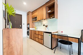 Urban Zen Saigon - Royal Apartment D4