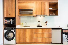 Urban Zen Saigon - Royal Apartment D4