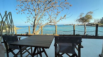 Sirena Bay Beach House And Luxury Suites